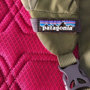 Patagonia Atom 8L Sling Bag NWOT